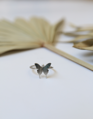 Mary Butterfly Ring