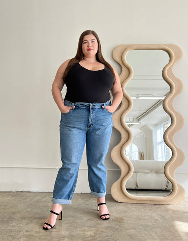 Plus Size Simple High Rise Mom Jeans
